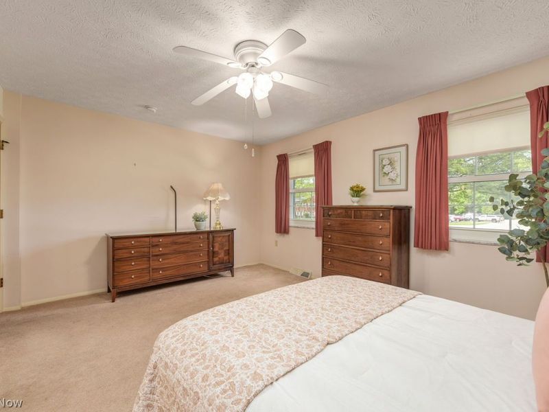 2847 Pease Drive , Unit D401, Rocky River, OH 44116 Photo 21