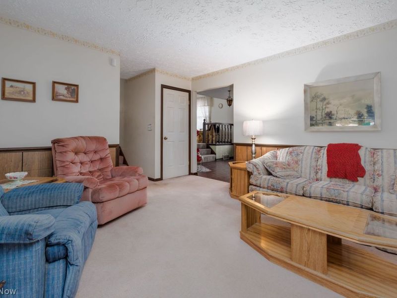 7951 Lake O Springs Avenue NW, Canton, OH 44720 Photo 13