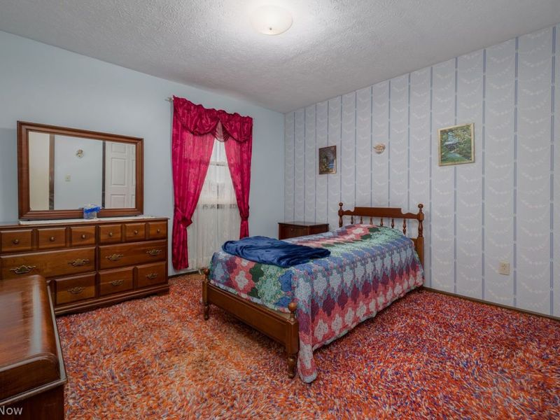 7951 Lake O Springs Avenue NW, Canton, OH 44720 Photo 21