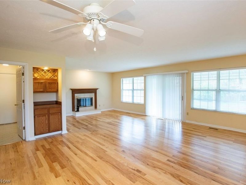 19729 Porters Lane , Strongsville, OH 44149 Photo 11