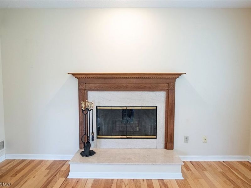 19729 Porters Lane , Strongsville, OH 44149 Photo 16
