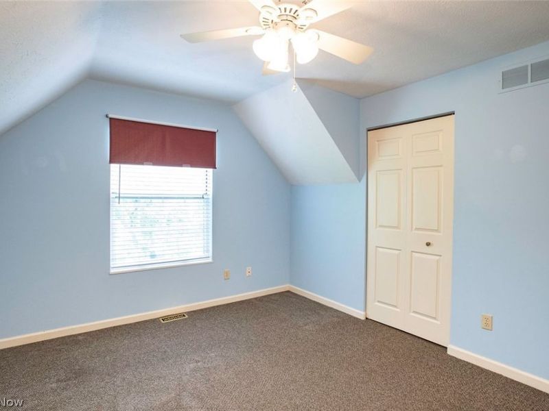 19729 Porters Lane , Strongsville, OH 44149 Photo 21