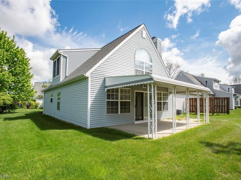 19729 Porters Lane , Strongsville, OH 44149 Photo 33
