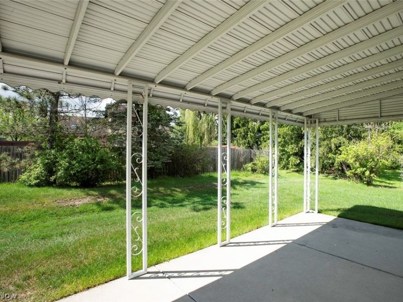 19729 Porters Lane , Strongsville, OH 44149 Photo 36