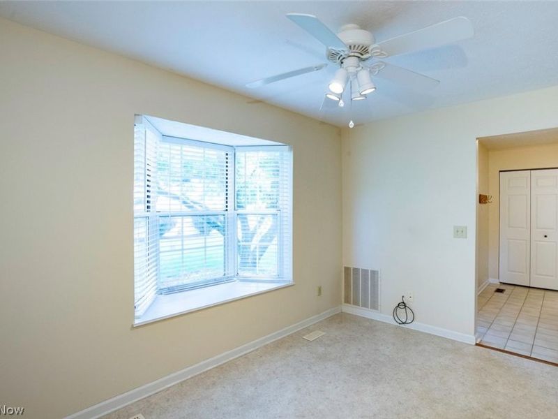 19729 Porters Lane , Strongsville, OH 44149 Photo 9