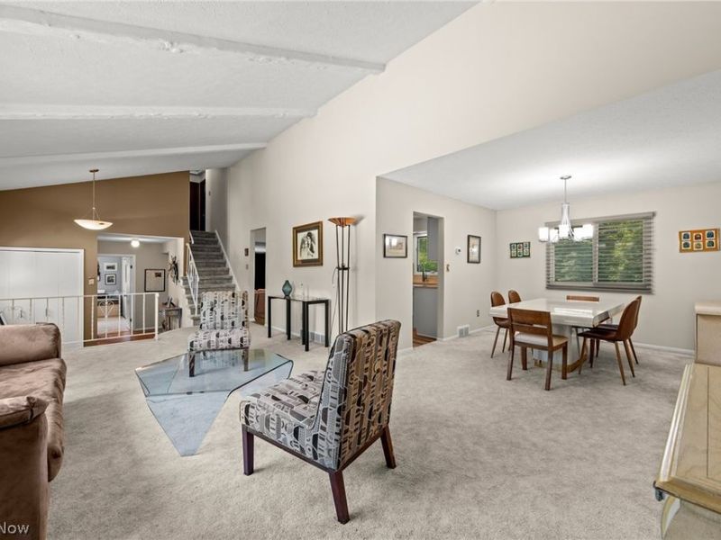 31885 N Roundhead Drive , Solon, OH 44139 Photo 11