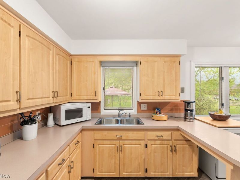 13297 Whitney Road, Strongsville, OH 44136 Photo 9