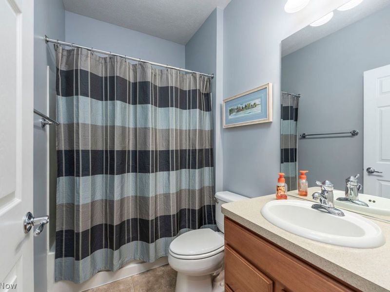 Medina, OH 44256 Photo 28