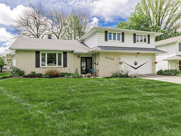 5530 Harleston Drive , Lyndhurst, OH 44124