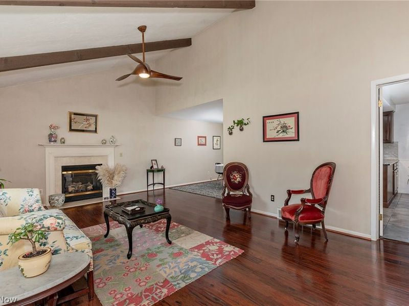 5530 Harleston Drive , Lyndhurst, OH 44124 Photo 8
