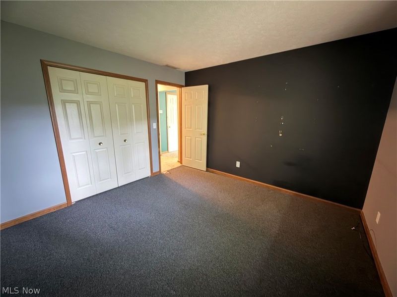 15450 Roxboro Dr Drive , Middleburg Heights, OH 44130 Photo 10