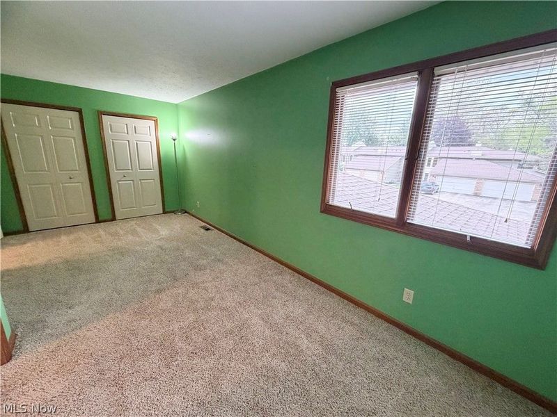 15450 Roxboro Dr Drive , Middleburg Heights, OH 44130 Photo 18