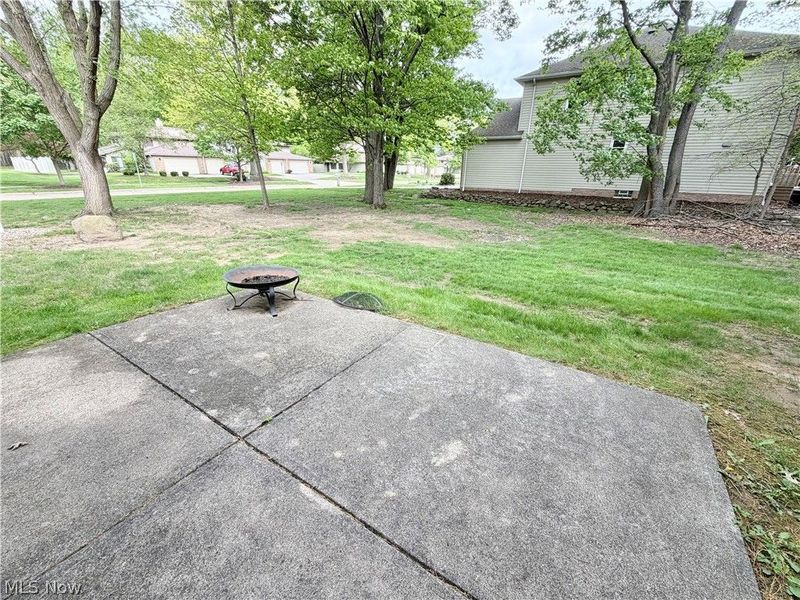 15450 Roxboro Dr Drive , Middleburg Heights, OH 44130 Photo 22