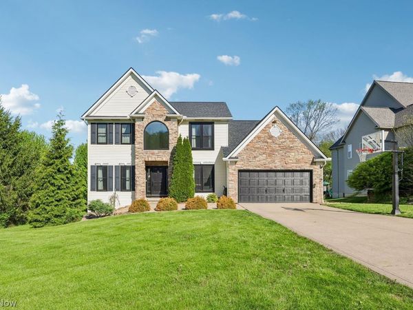6045 Arlyne Lane , Medina, OH 44256
