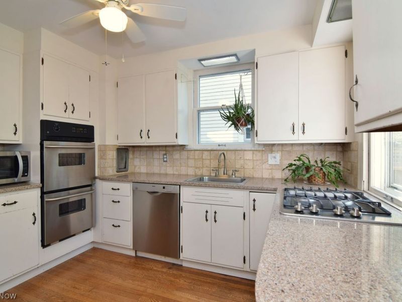 2970 Coleridge Road , Cleveland Heights, OH 44118 Photo 16