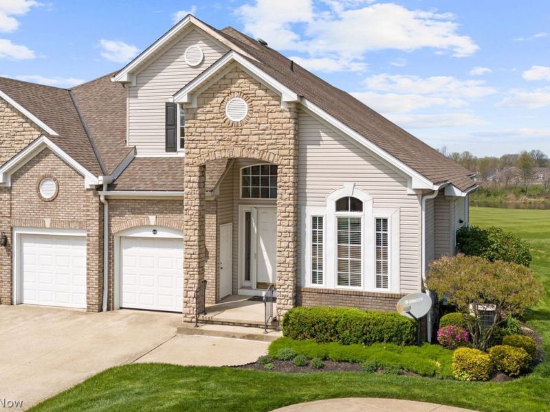 406 E Inverness Drive , Highland Heights, OH 44143 Photo 2