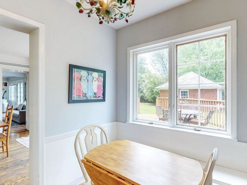 2894 Winthrop Road , Shaker Heights, OH 44120 Photo 13