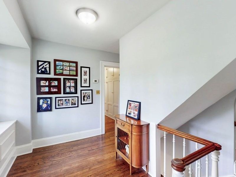 2894 Winthrop Road , Shaker Heights, OH 44120 Photo 22