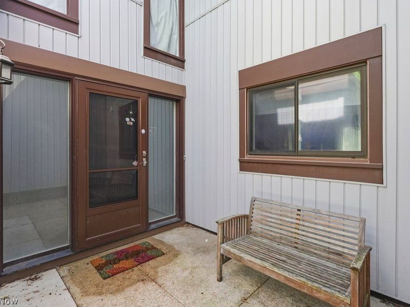 746 Spafford Oval, Unit 1104, Sagamore Hills, OH 44067 Photo 3