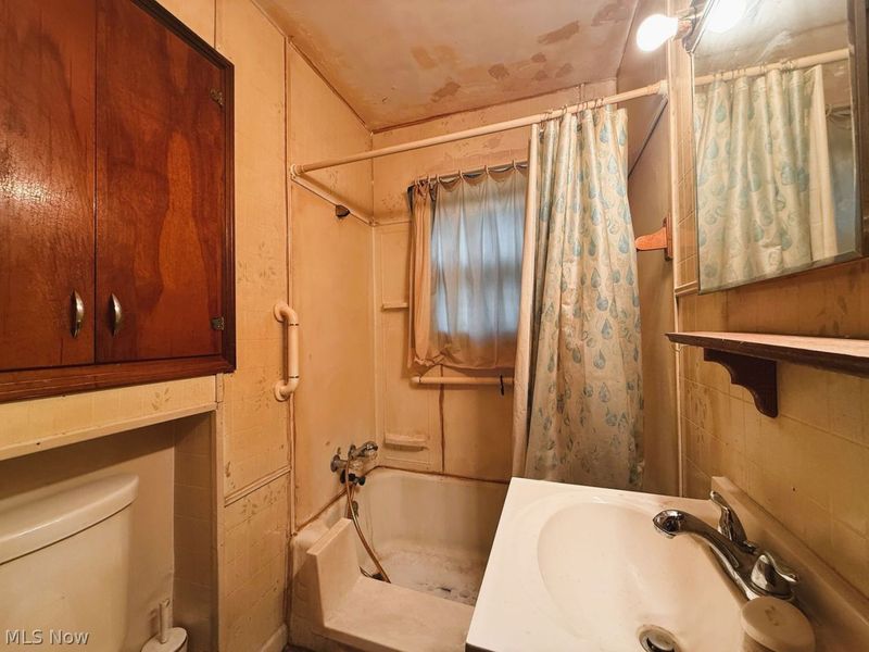 289 Edward Avenue, Barberton, OH 44203 Photo 14