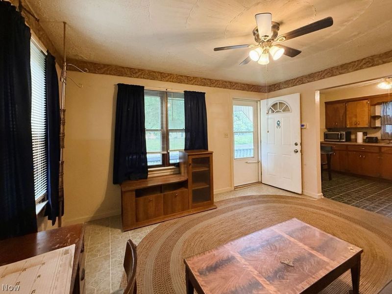 289 Edward Avenue, Barberton, OH 44203 Photo 5