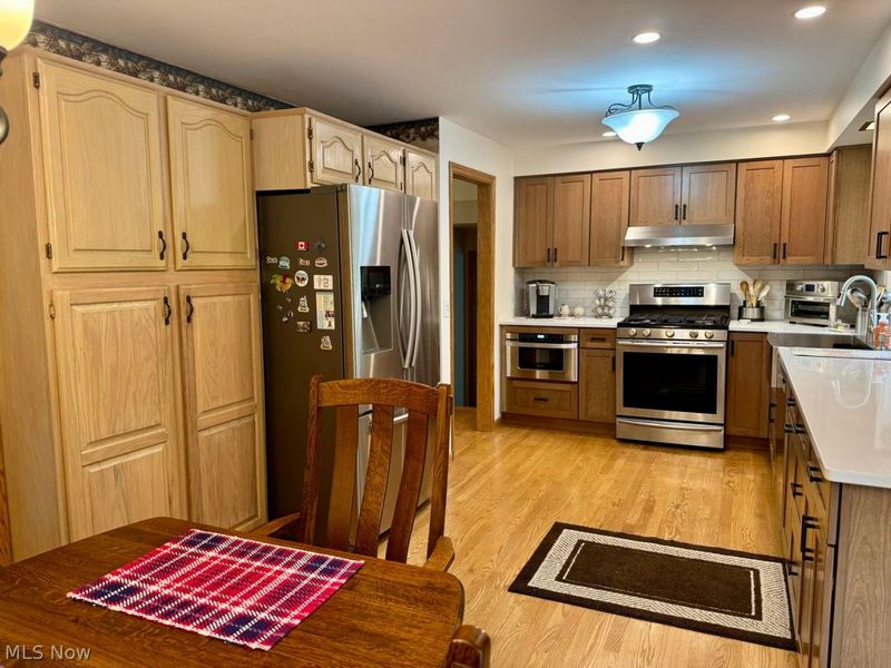 132 Hillcrest Lane , Elyria, OH 44035 Photo 11