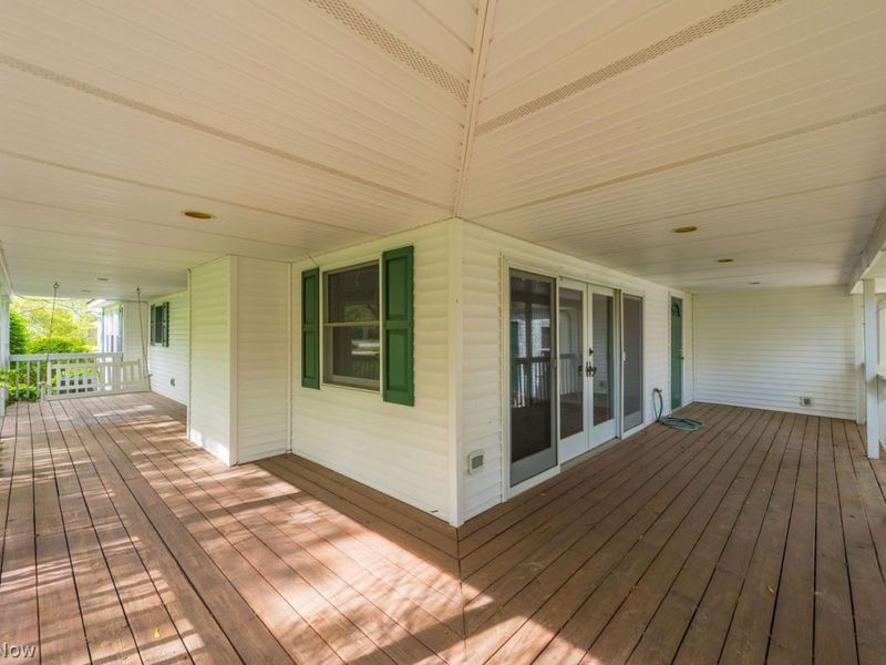 32530 Lake Road , Avon Lake, OH 44012 Photo 11