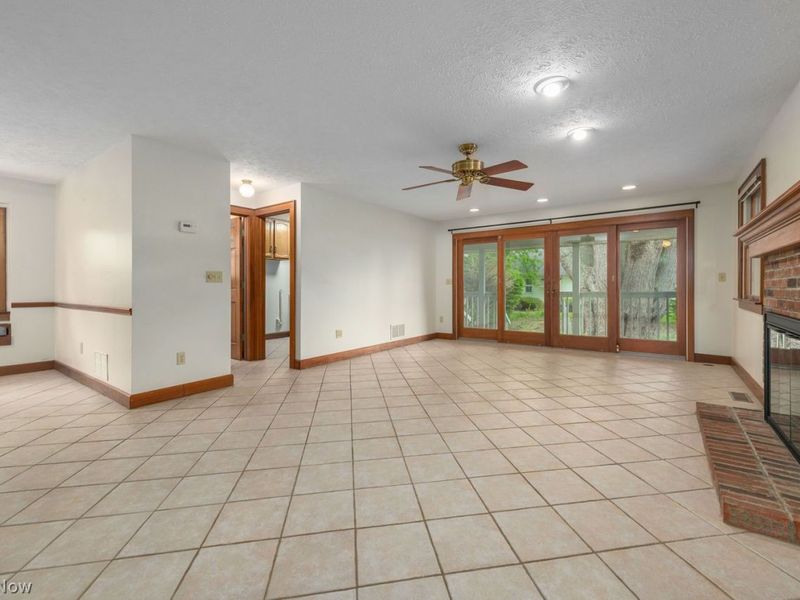 32530 Lake Road , Avon Lake, OH 44012 Photo 23
