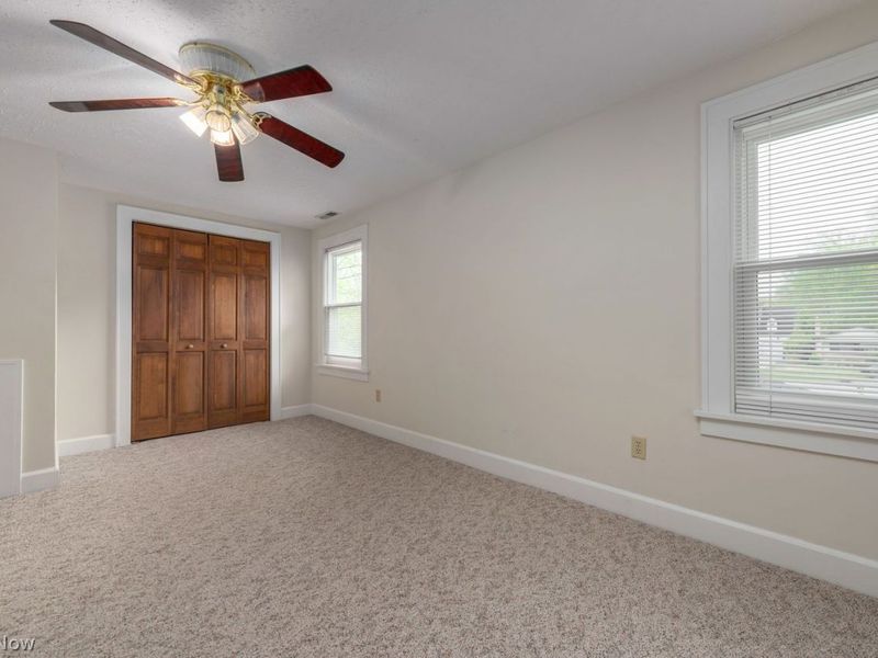 32530 Lake Road , Avon Lake, OH 44012 Photo 37