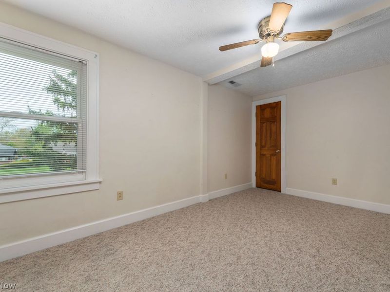 32530 Lake Road , Avon Lake, OH 44012 Photo 41