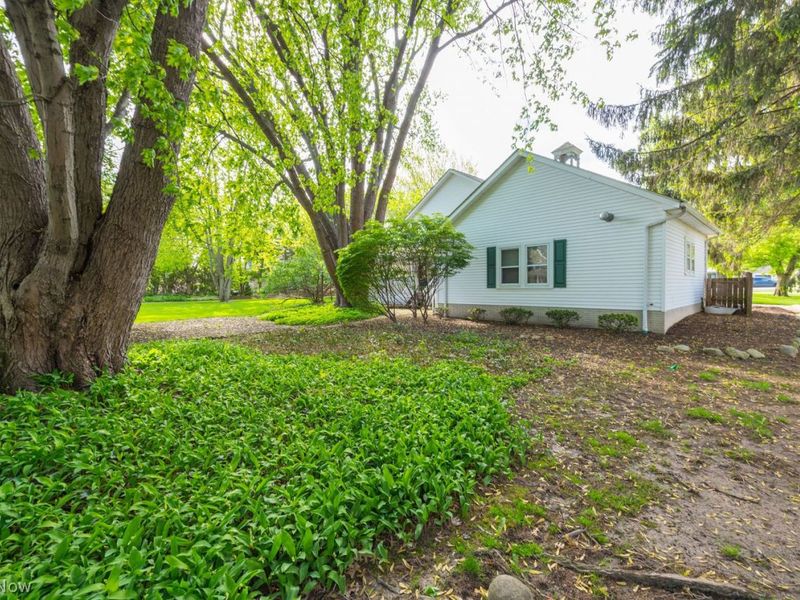 32530 Lake Road , Avon Lake, OH 44012 Photo 5