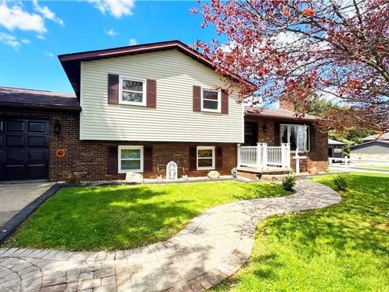 25 Oak Drive, Dillonvale, OH 43917 Photo 2