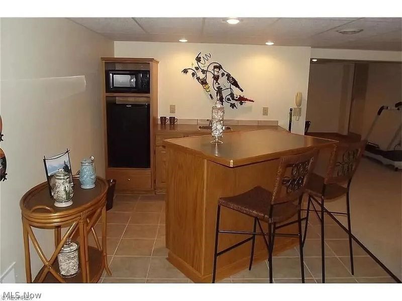 1120 W Milton Street, Alliance, OH 44601 Photo 2