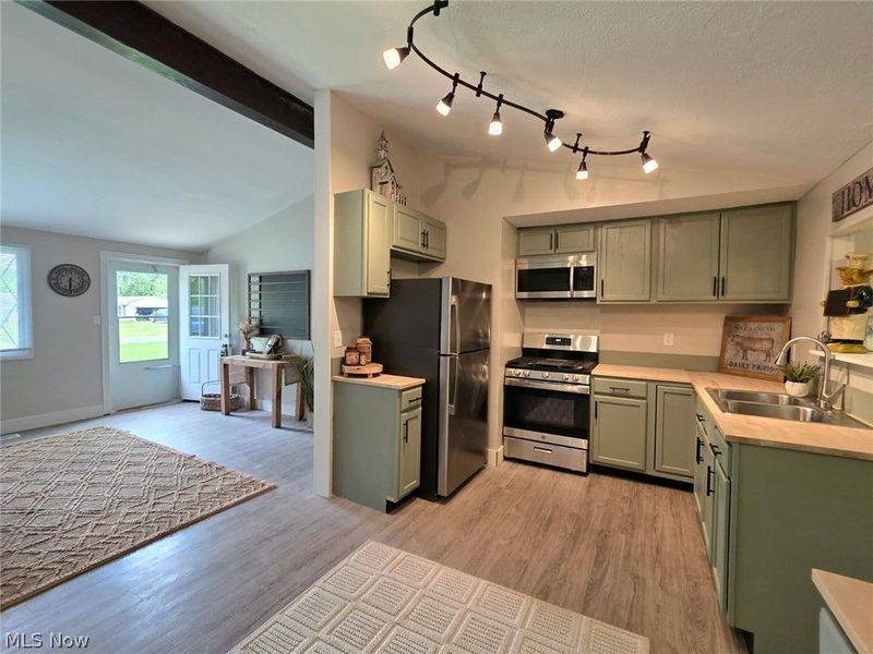 3070 Polly Road, Ravenna, OH 44266 Photo 15