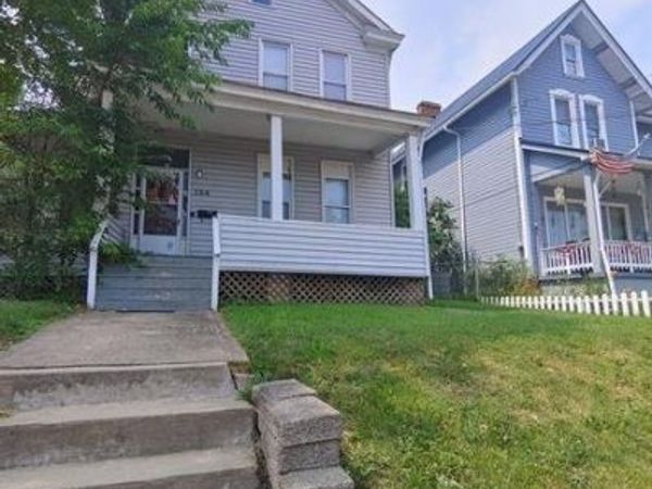 124 7th Ave , Unit 2, Carnegie, PA 15106