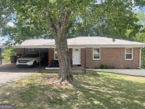 810 Stewart Street, Carrollton, GA 30117