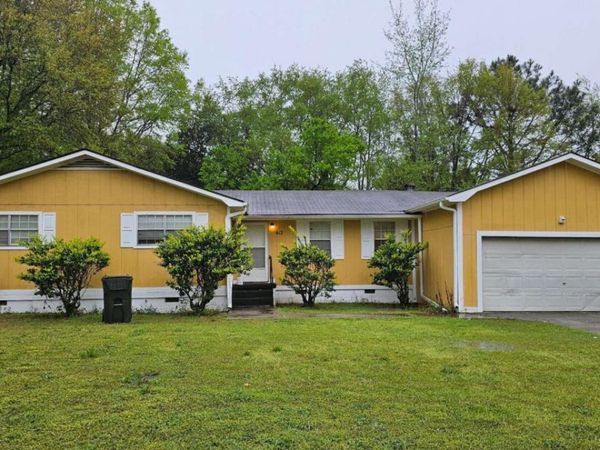 412 Vienna Circle, Fort Valley, GA 31030