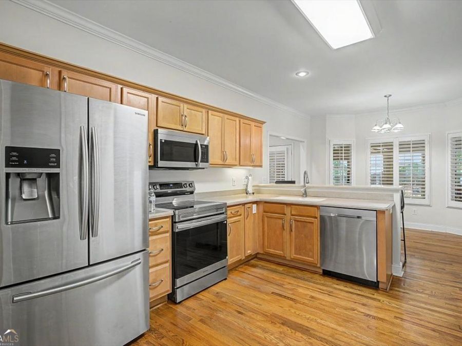 Property Image 4