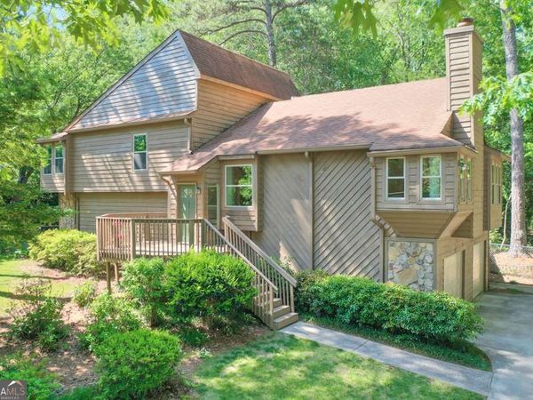 5457 Conway Drive, Marietta, GA 30068