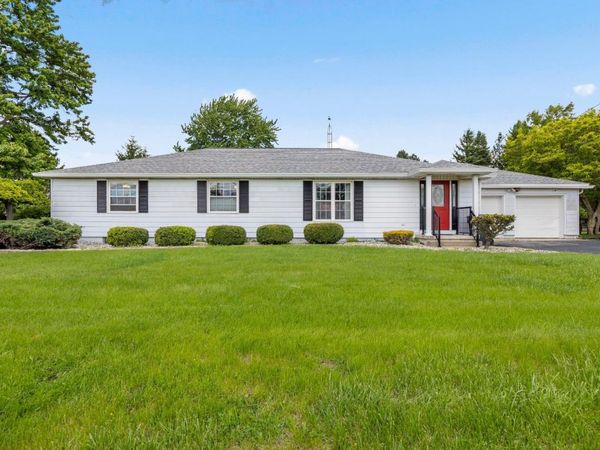 2132 E Cole Road, Fremont, OH 43420