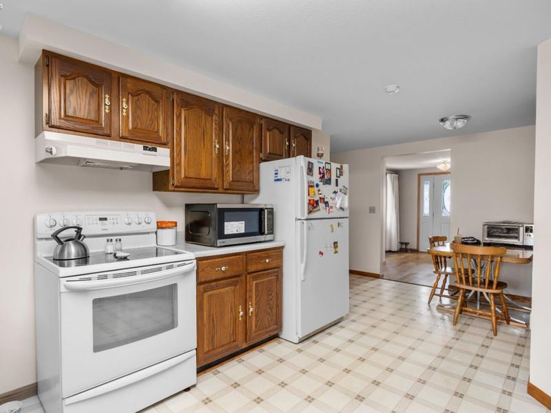 2132 E Cole Road, Fremont, OH 43420 Photo 15