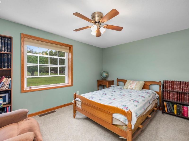 2132 E Cole Road, Fremont, OH 43420 Photo 16
