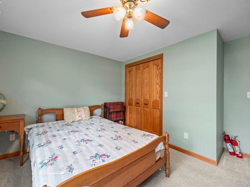 2132 E Cole Road, Fremont, OH 43420 Photo 17