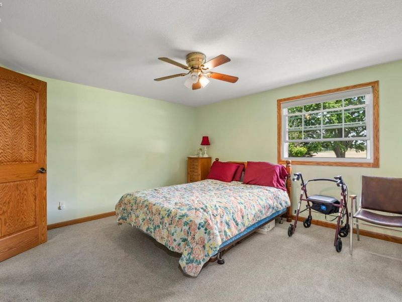 2132 E Cole Road, Fremont, OH 43420 Photo 19