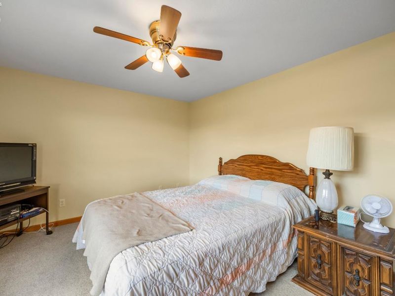 2132 E Cole Road, Fremont, OH 43420 Photo 26