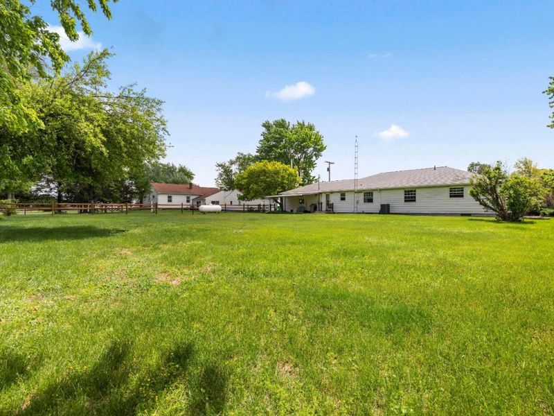 2132 E Cole Road, Fremont, OH 43420 Photo 36