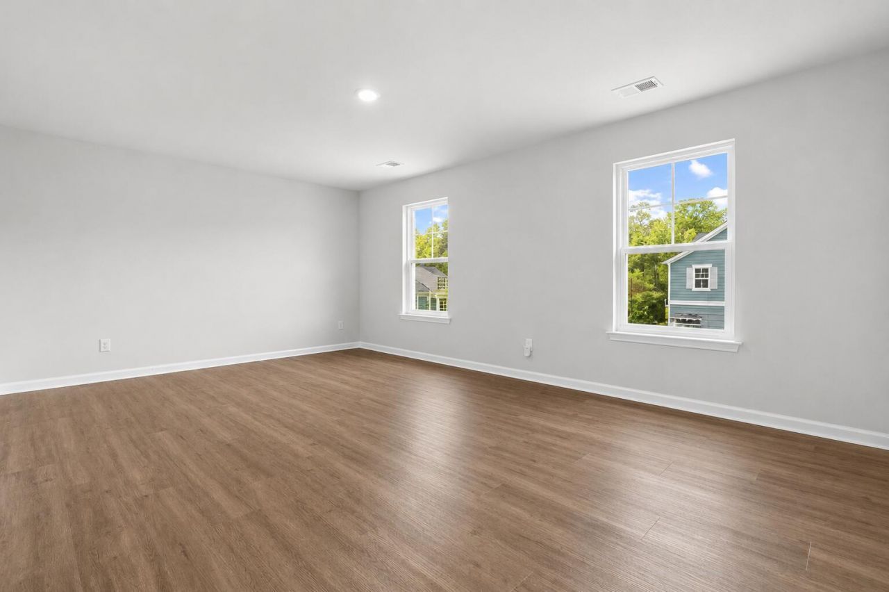 218 Maple Hill Drive Photo 17