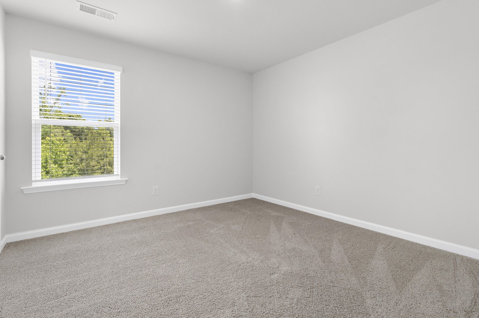 218 Maple Hill Drive Photo 24