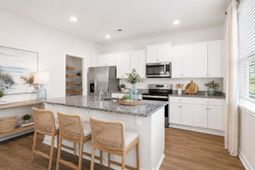 218 Maple Hill Drive photo 4