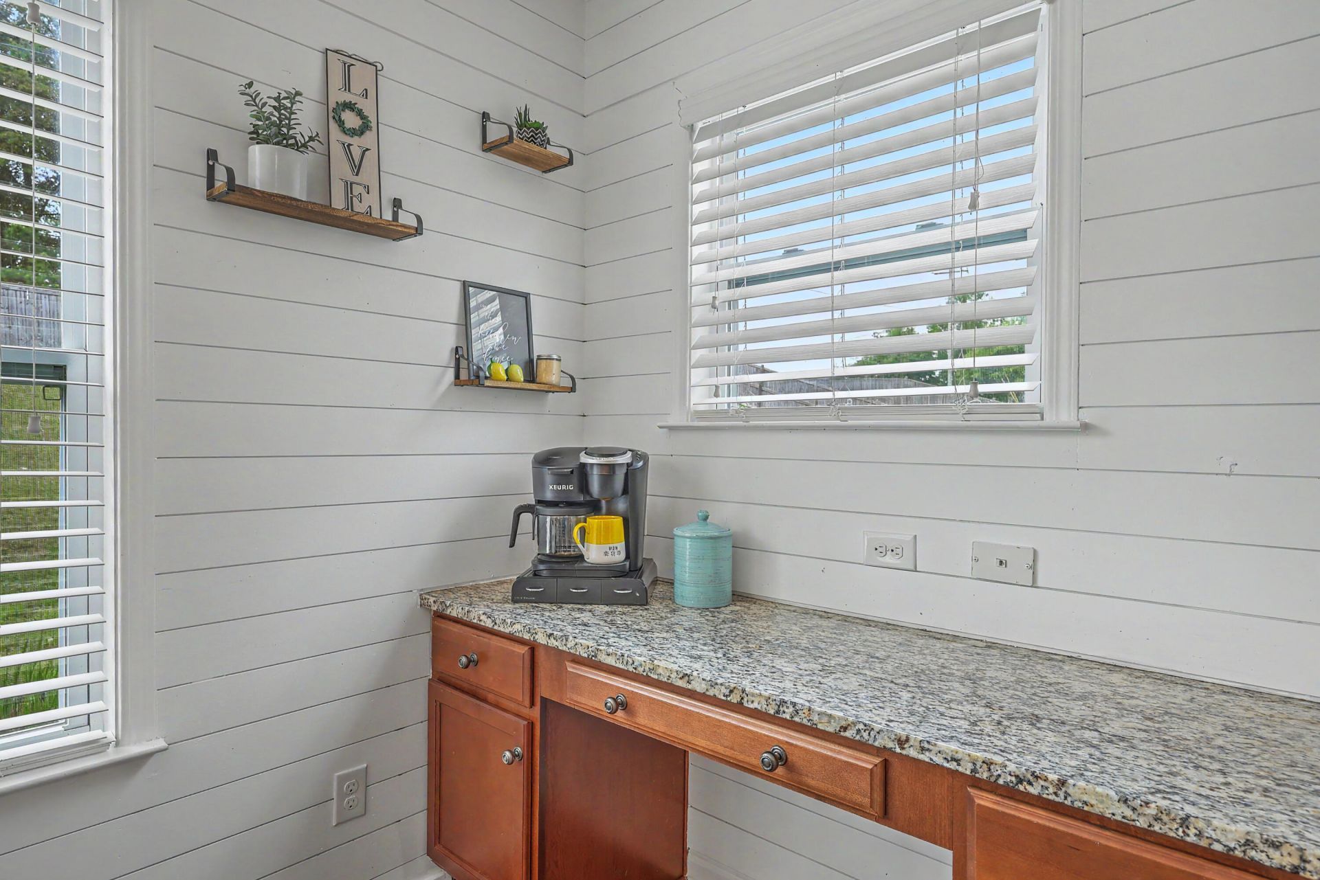 106 Medford Drive Photo 21